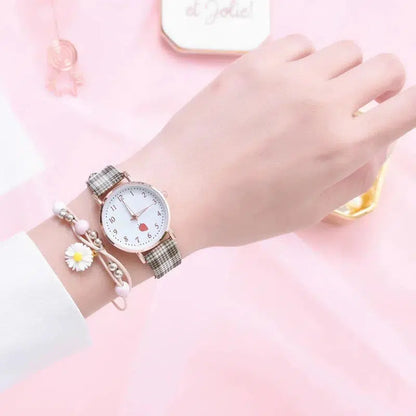 Cheky - Cute Women Bracelet Watch Fashion Leather Strap Ladies Watch Heart-shaped Dial Cheap Exquisite Clock Gift